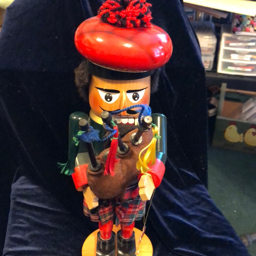 ScottishNutcracker.  Full size with bagpipes.